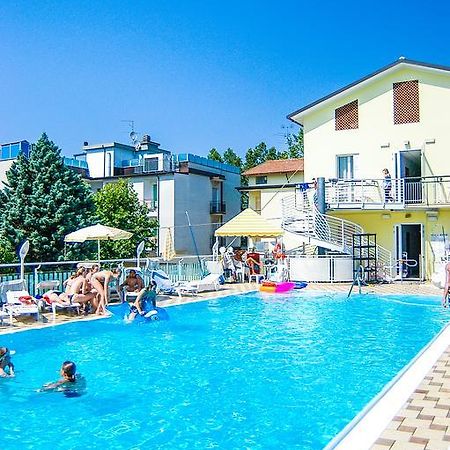 Hotel Santa Martina Villamarina Buitenkant foto