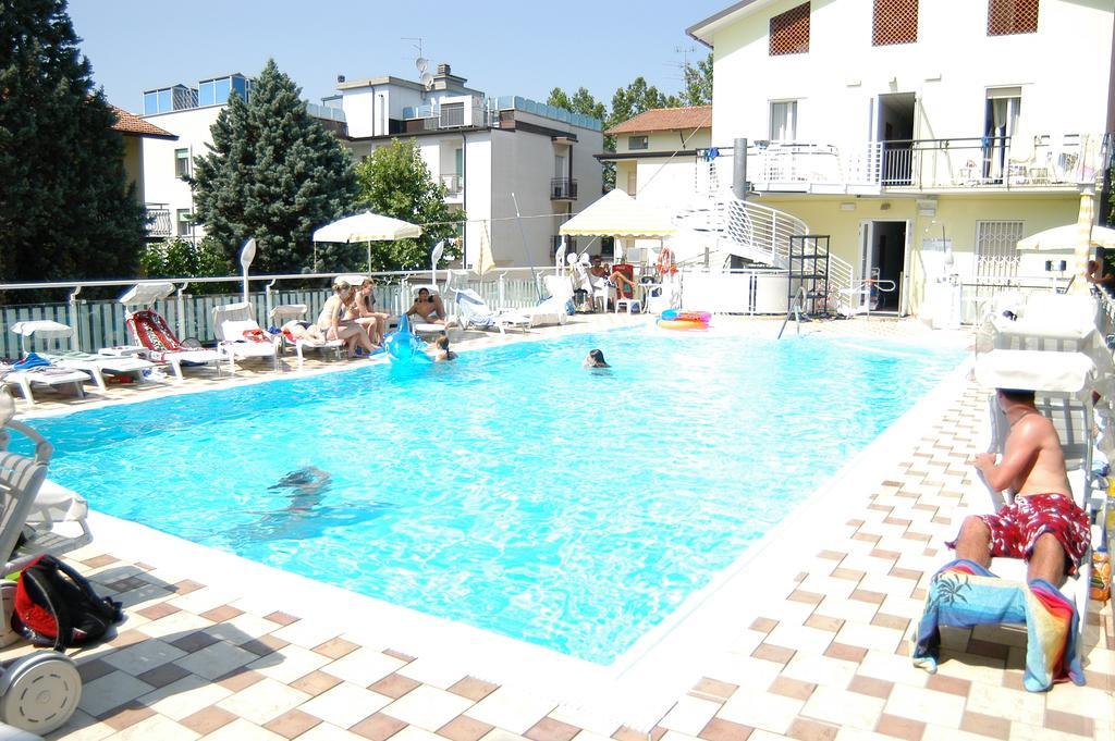 Hotel Santa Martina Villamarina Kamer foto