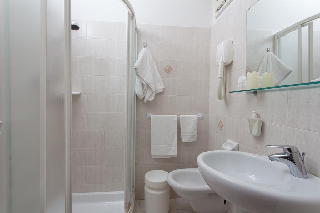 Hotel Santa Martina Villamarina Kamer foto