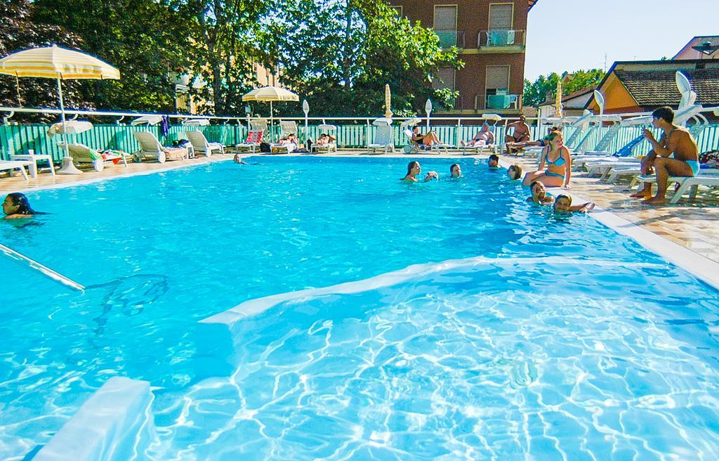 Hotel Santa Martina Villamarina Buitenkant foto