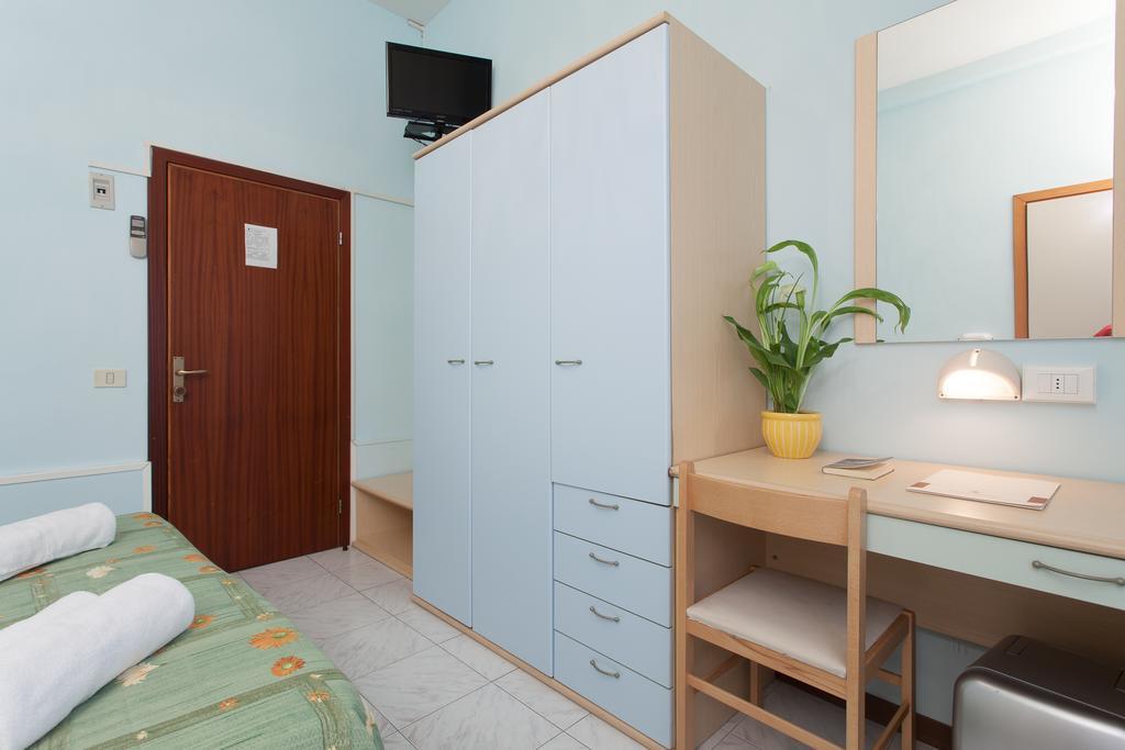 Hotel Santa Martina Villamarina Buitenkant foto