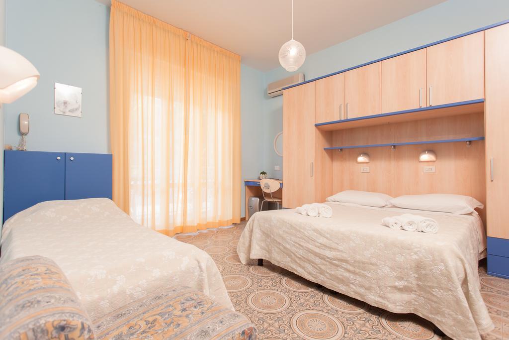 Hotel Santa Martina Villamarina Buitenkant foto