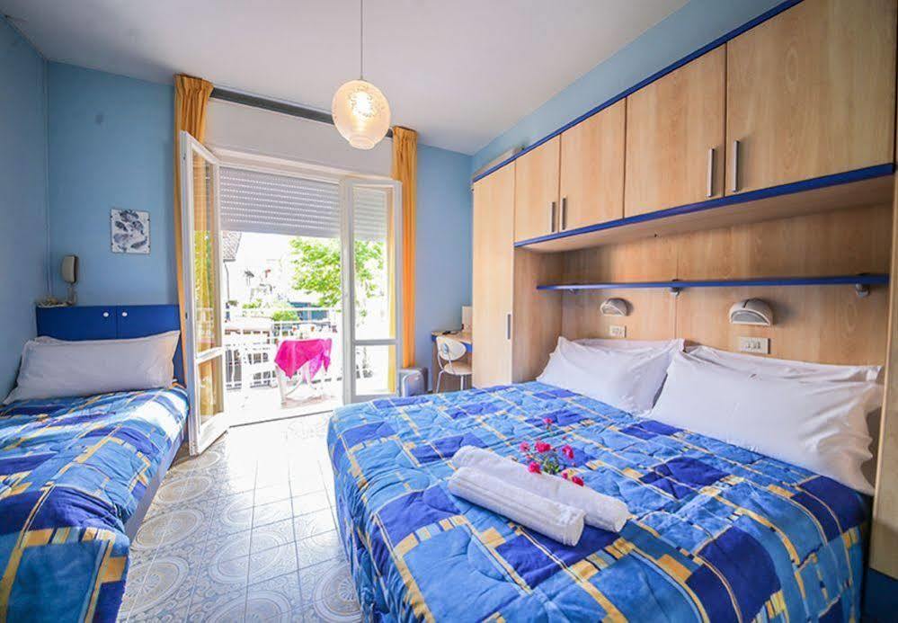 Hotel Santa Martina Villamarina Buitenkant foto